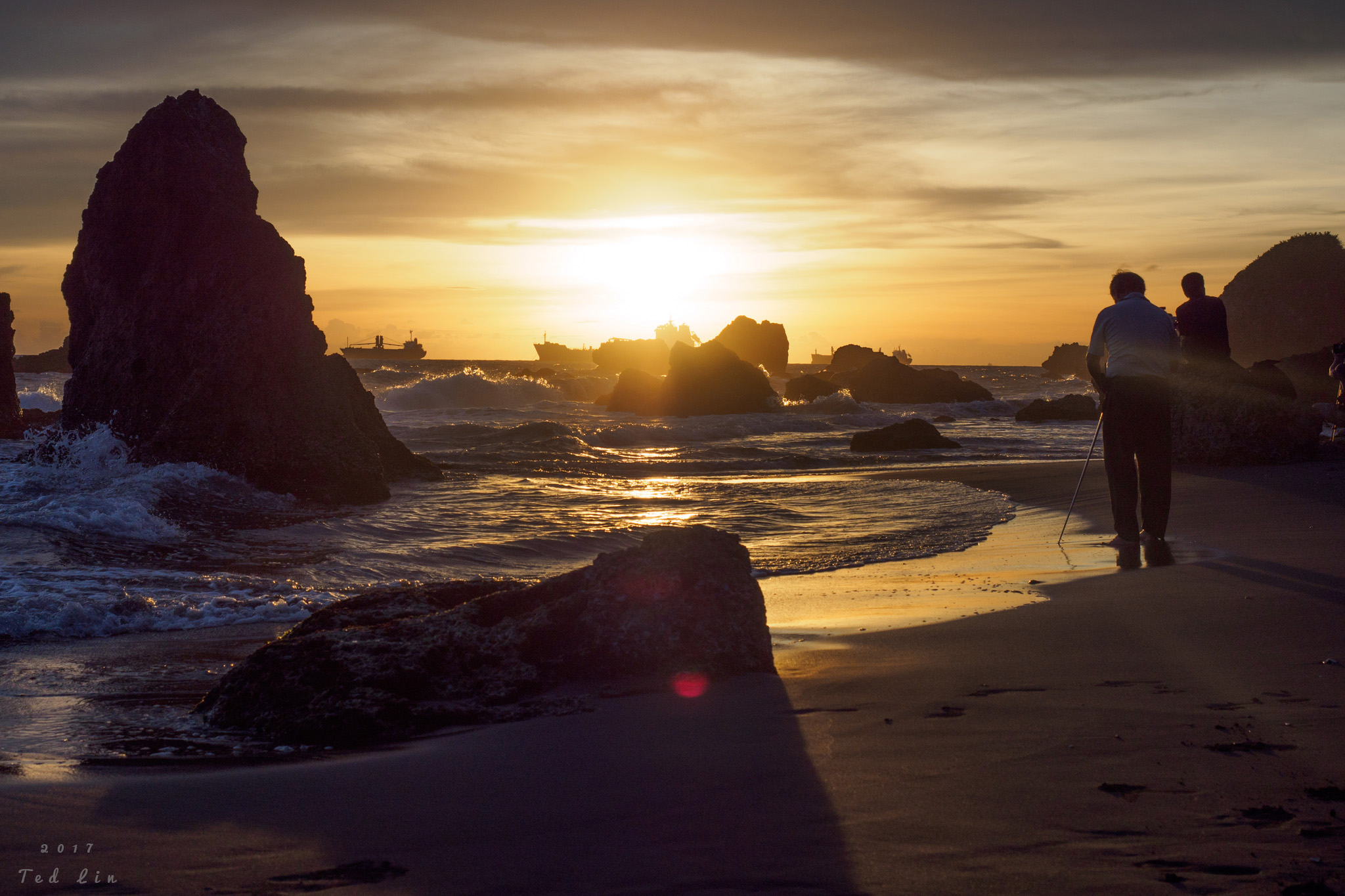 高雄小聚會。回憶西子灣秘密沙灘